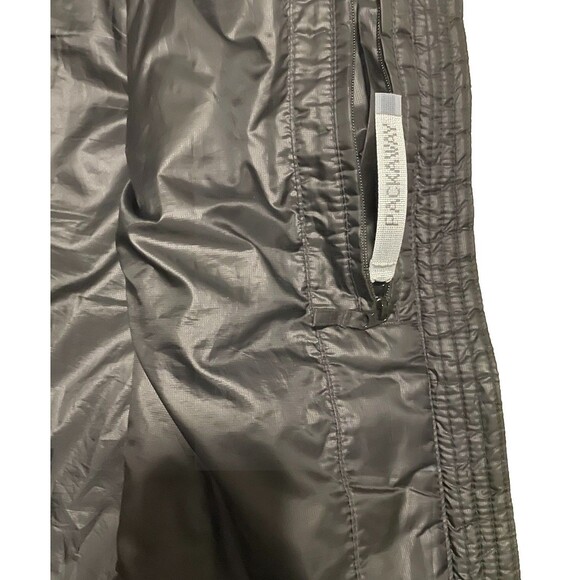 L.L.Bean Women's PrimaLoft Puffer Packaway Vest L LargeBlack Zip Up Sleeveless - Picture 6 of 6